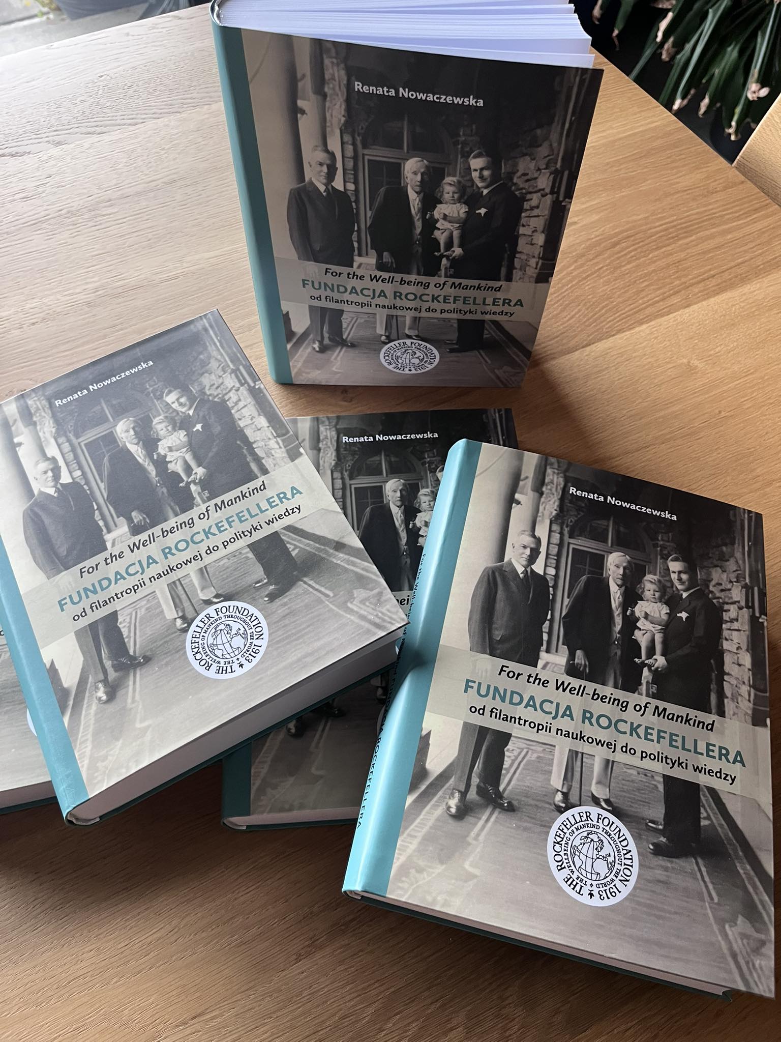 Nowa monografia dr Renaty Nowaczewskiej o historii Fundacji Rockefellera